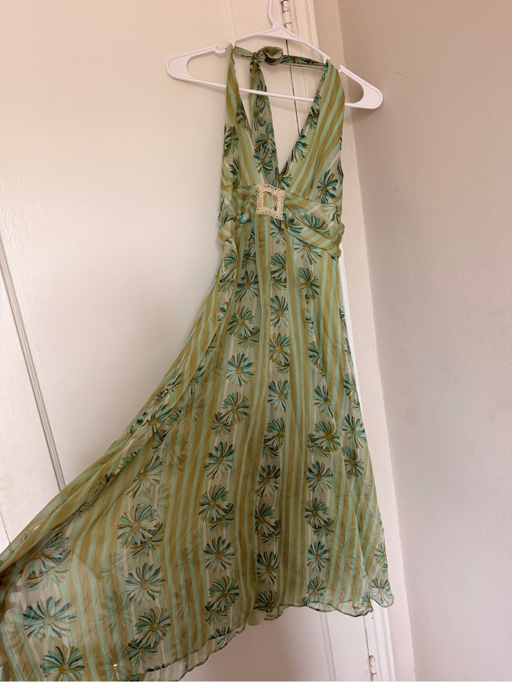 Vintage Green Floral Halter Maxi Dress - Lightweight Summer Style